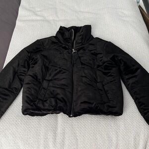 Elegant Black Women's Puffer Jacket